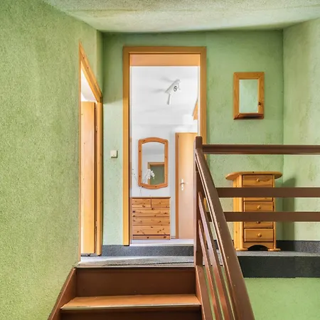 公寓 Stilvoll Uebernachten In Sonneberg, Cleaning Included