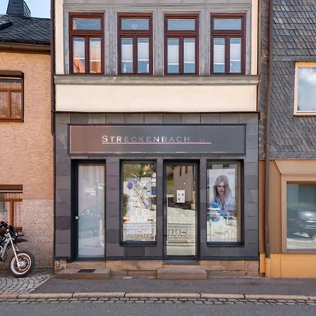 Stilvoll Uebernachten In Sonneberg, Cleaning Included 公寓 松讷贝格