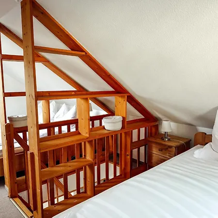Stilvoll Uebernachten In Sonneberg, Cleaning Included *